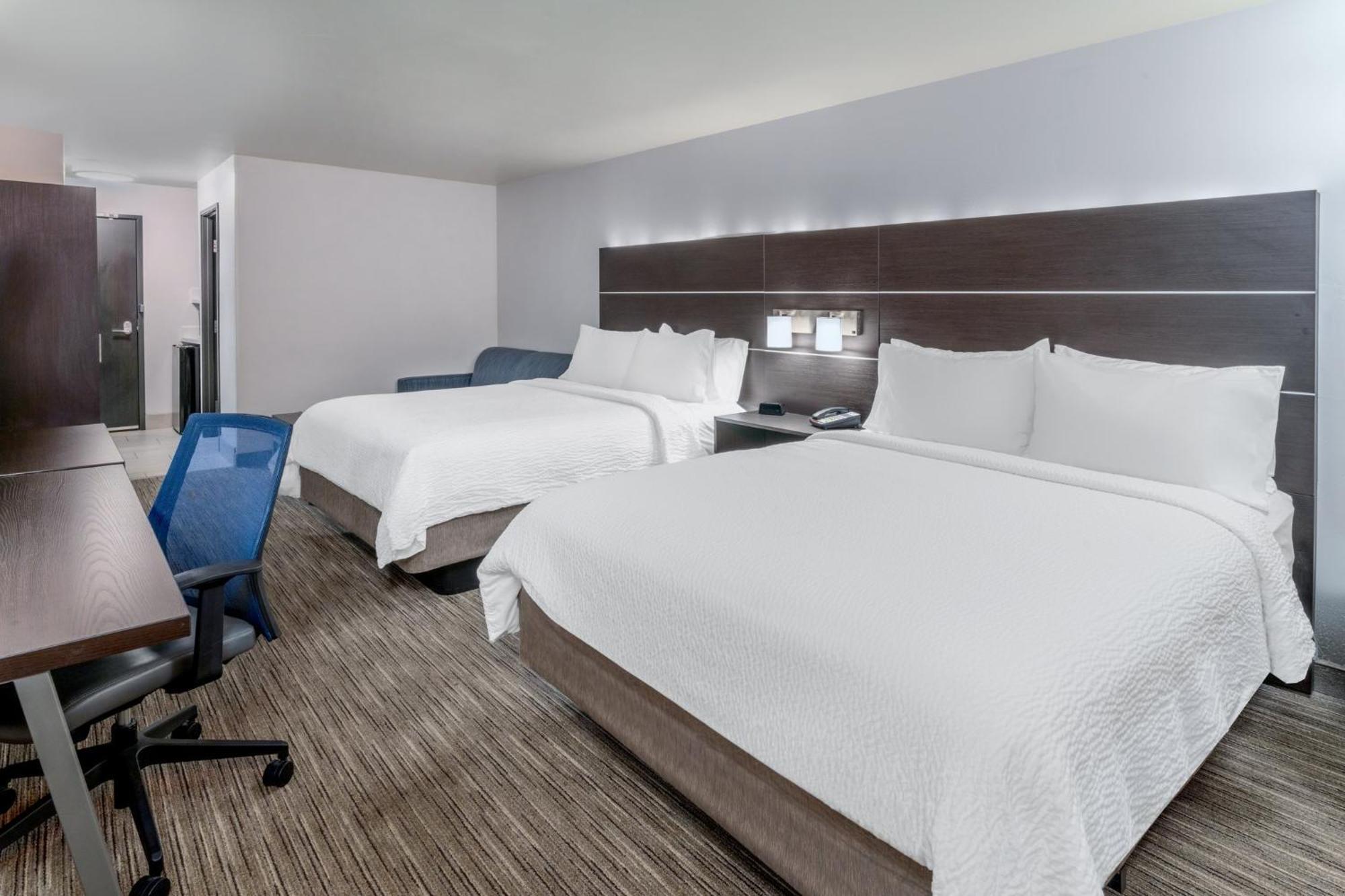 Holiday Inn Express & Suites - Colorado Springs Afa Northgate By Ihg Esterno foto